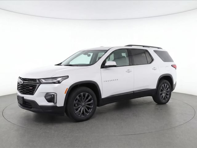 Used 2023 Chevrolet Traverse RS AWD/4WD image 2