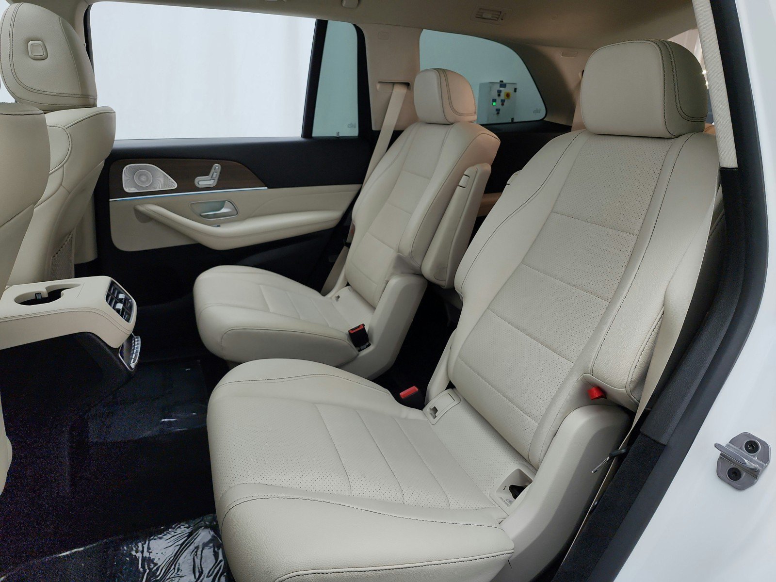 Certified 2023 Mercedes-Benz GLS 450 4MATIC image 15
