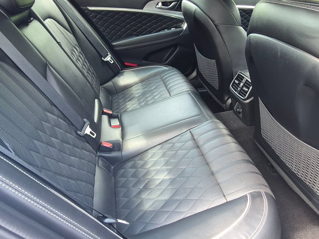 Used 2019 Genesis G70 2.0T Advanced w/ Prestige Package AWD/4WD image 29