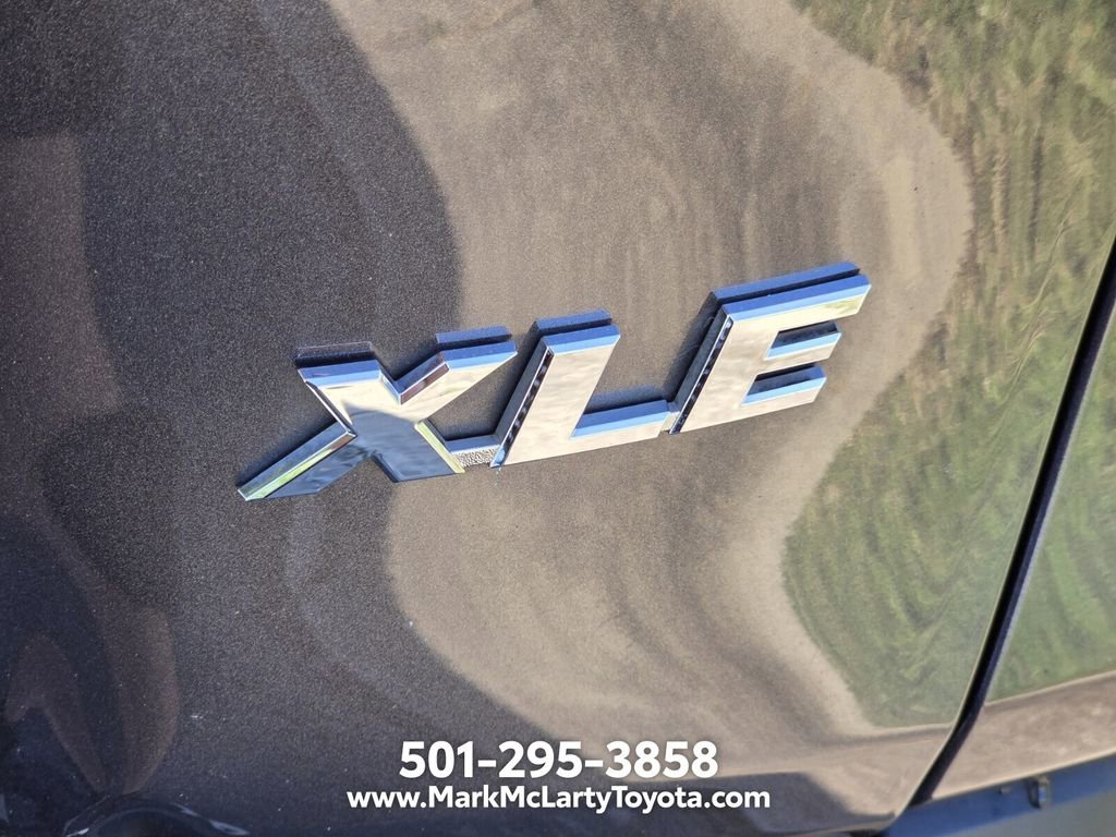 Used 2020 Toyota RAV4 XLE FWD image 10