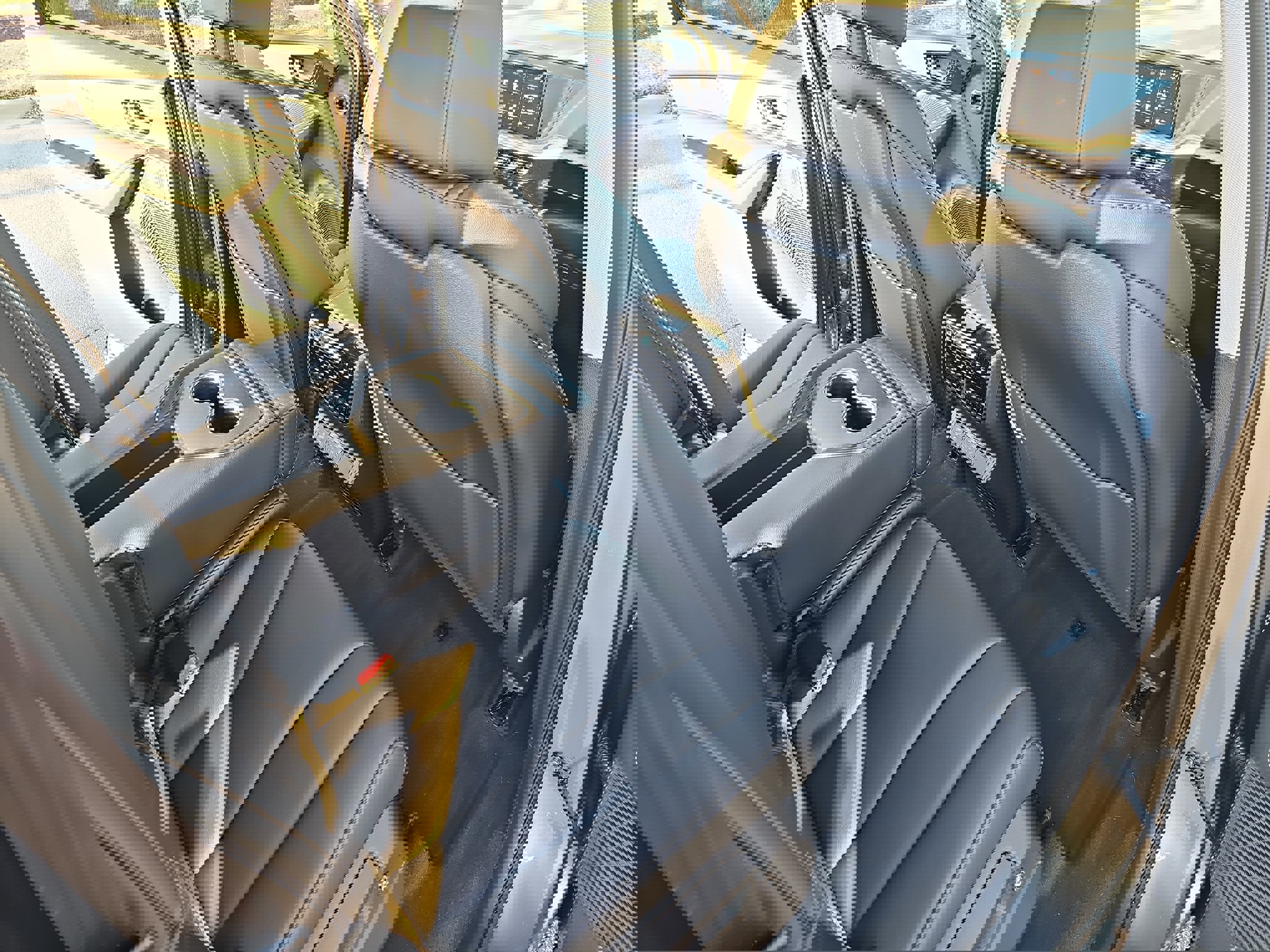 Used 2025 Acura MDX SH-AWD image 11