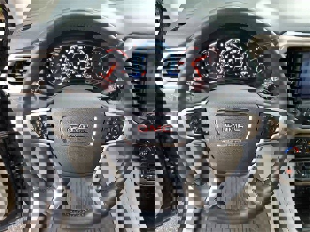 Used 2021 GMC Acadia Denali w/ Denali Technology Package image 67