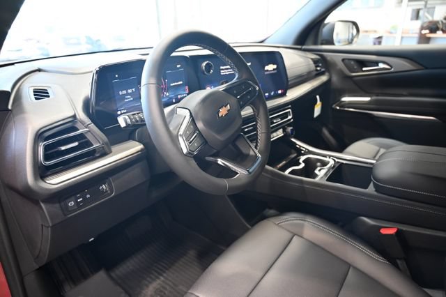 New 2027 Chevrolet Traverse LT w/ Driver Confidence Package FWD image 20