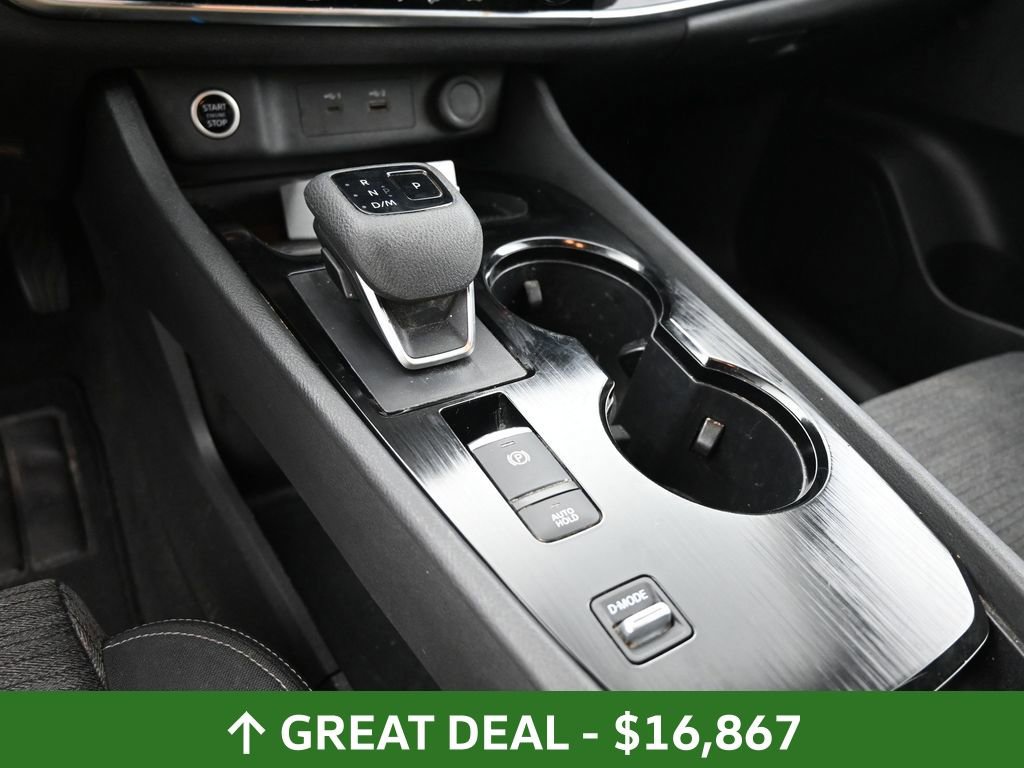 Used 2023 Nissan Rogue SV image 26