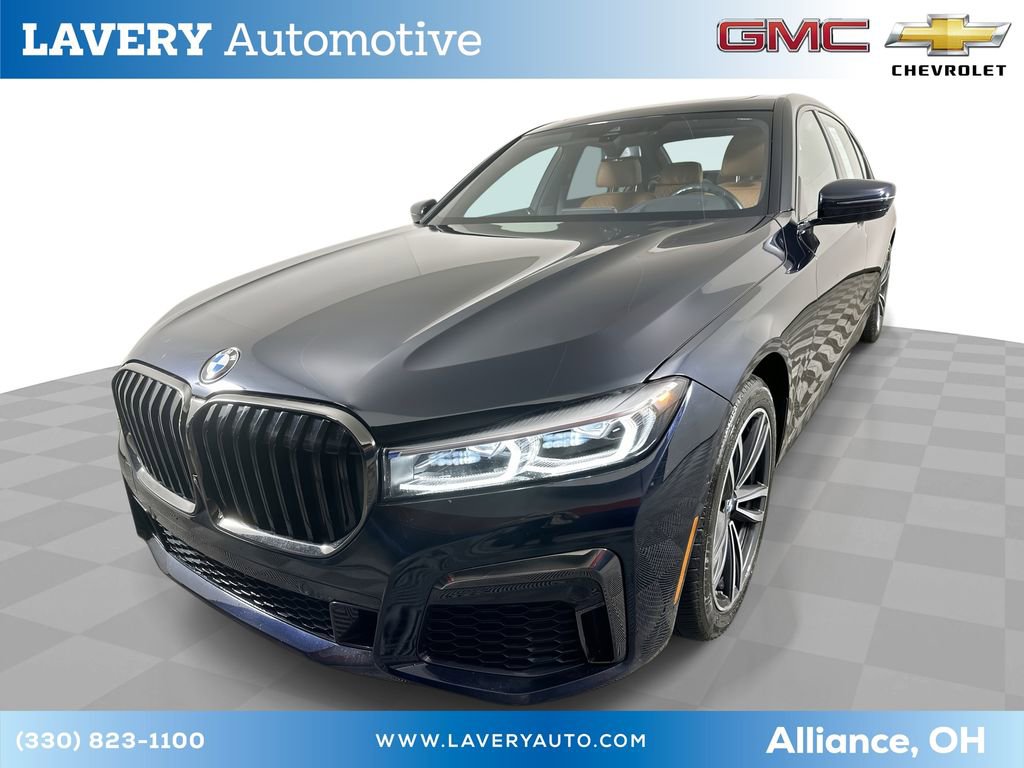 Used 2022 BMW 740i xDrive w/ Luxury Rear Seating Package video 1