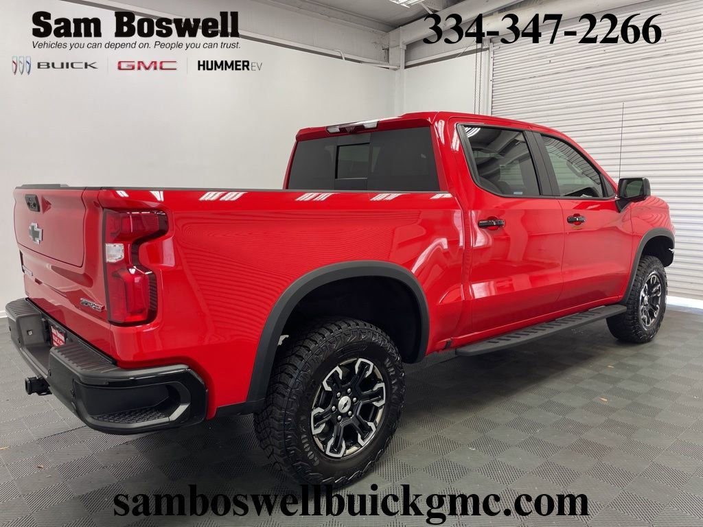 Used 2025 Chevrolet Silverado 1500 ZR2 w/ Technology Package image 7