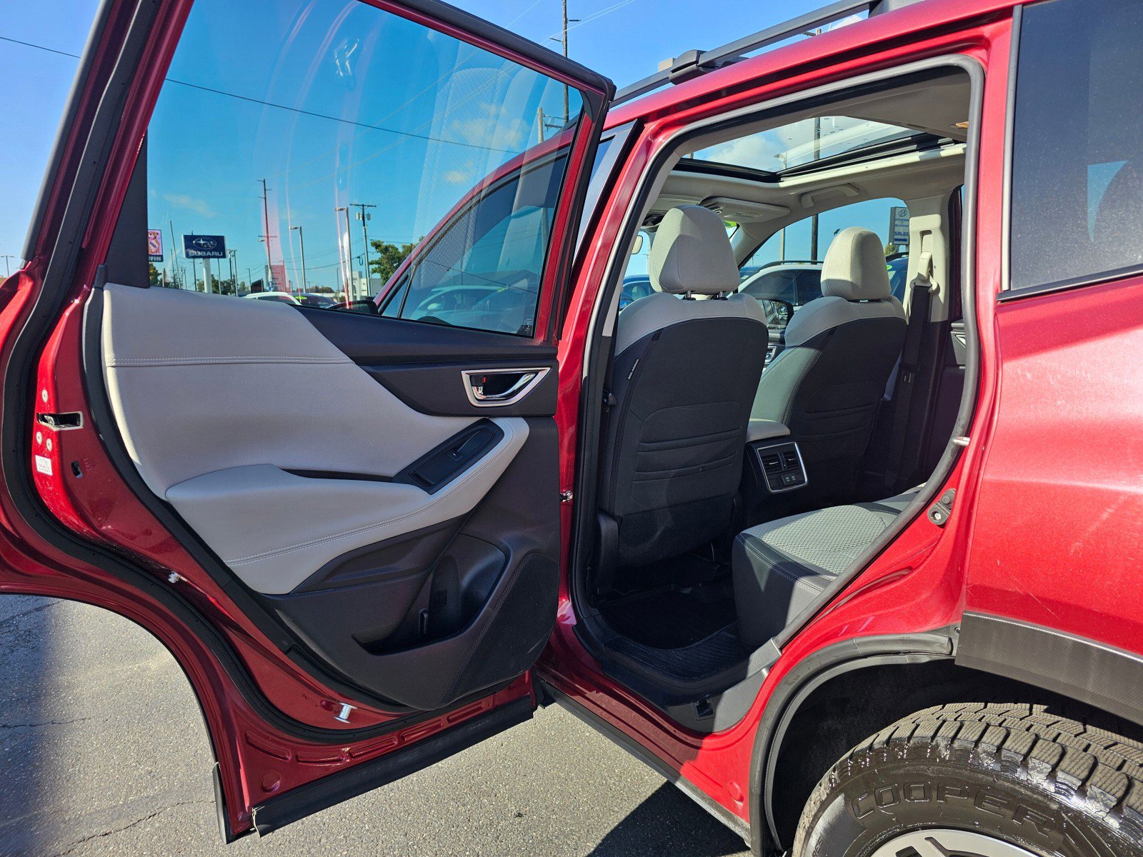 Used 2021 Subaru Forester Premium w/ Popular Package #1 image 21