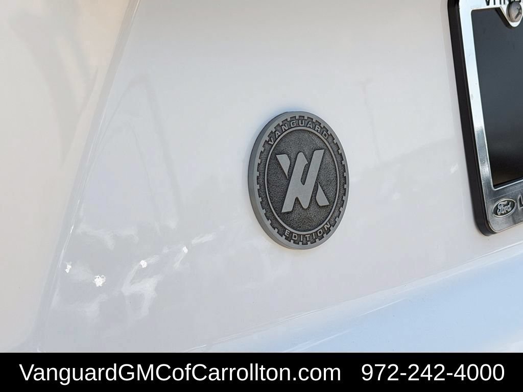 New 2026 GMC Yukon XL AT4 w/ AT4 Premium Plus Package AWD/4WD image 9