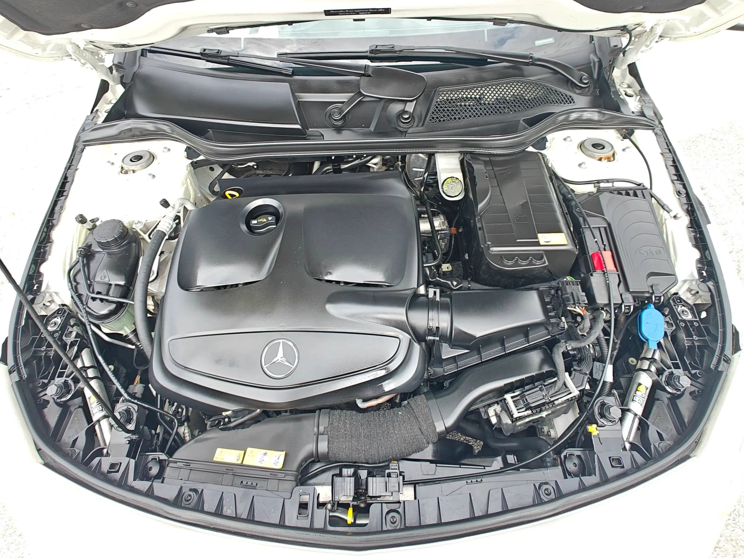 Used 2014 Mercedes-Benz CLA 250 image 27