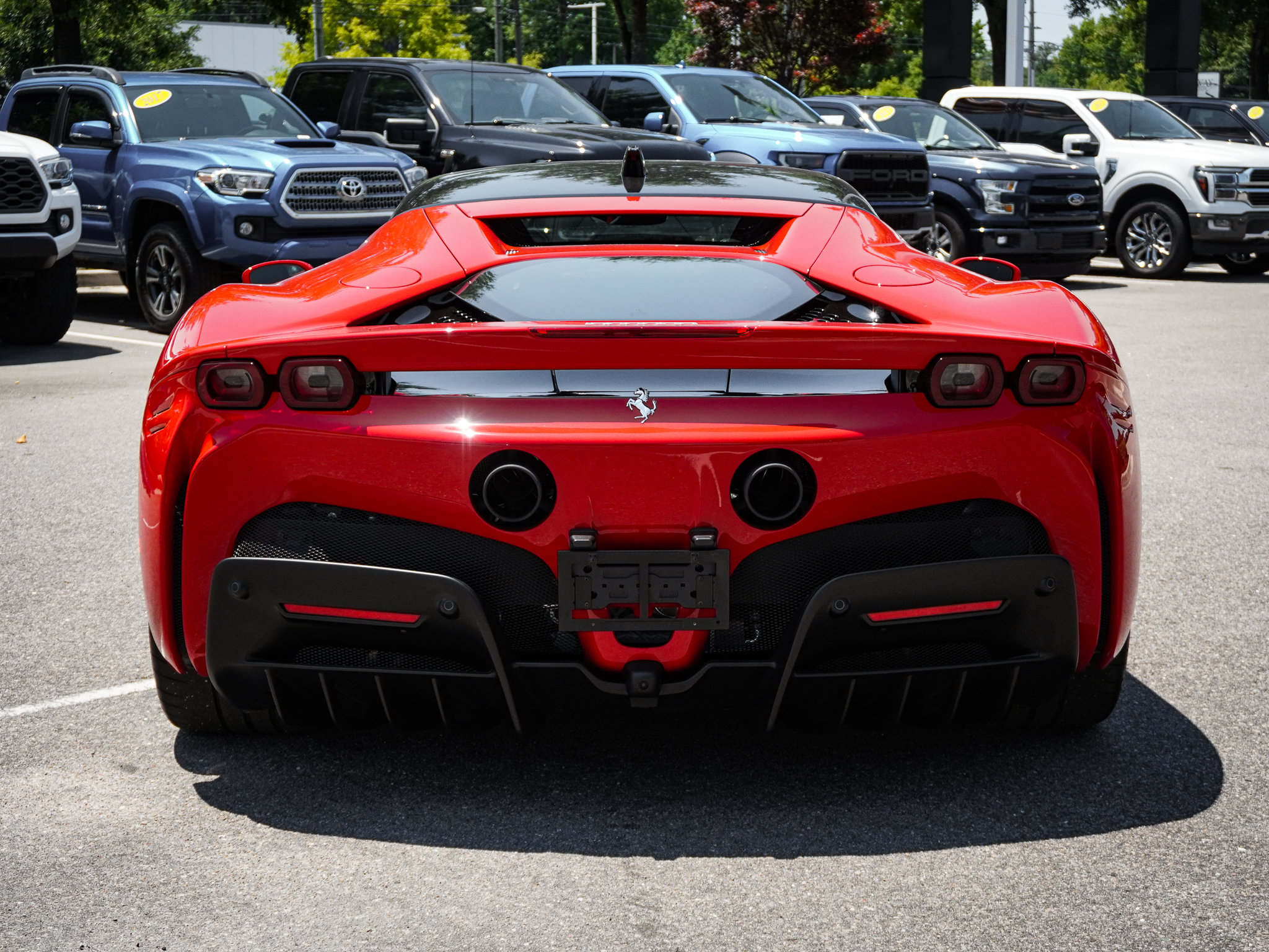 Used 2022 Ferrari SF90 Stradale AWD/4WD image 11