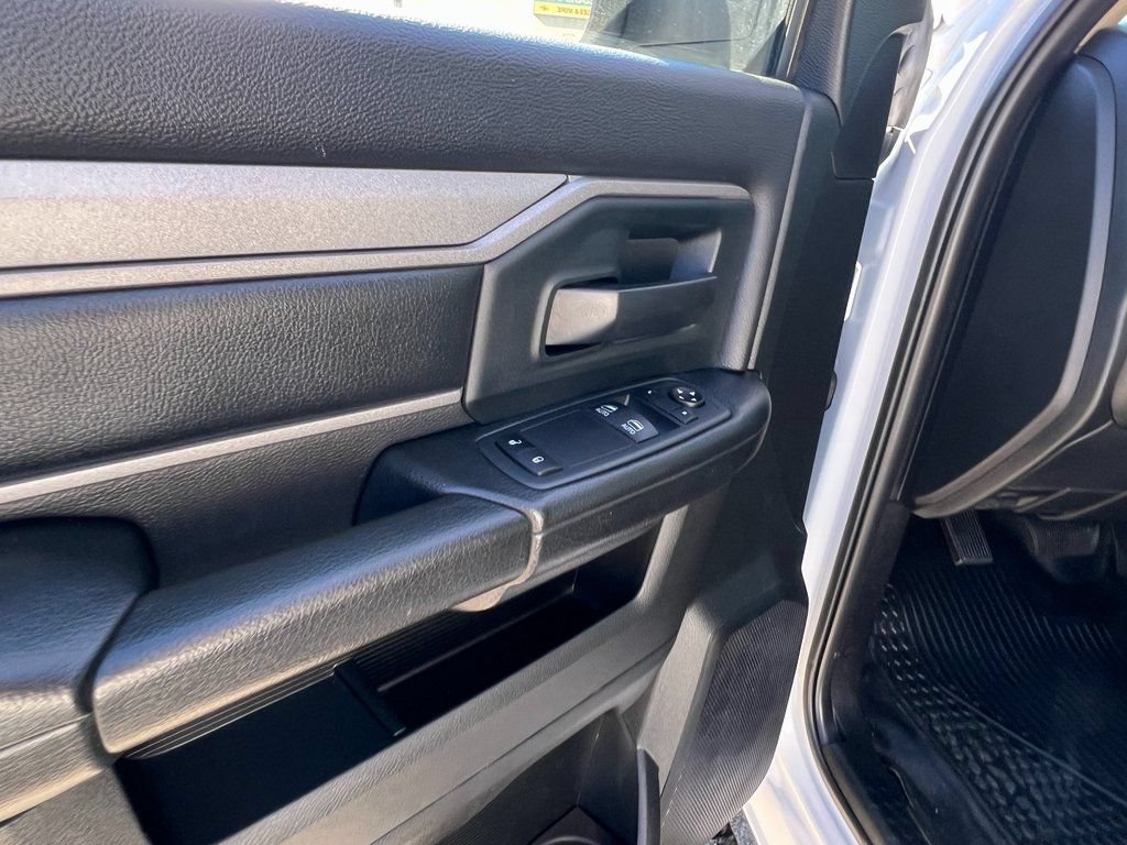 Used 2020 RAM 4500 Tradesman RWD image 16