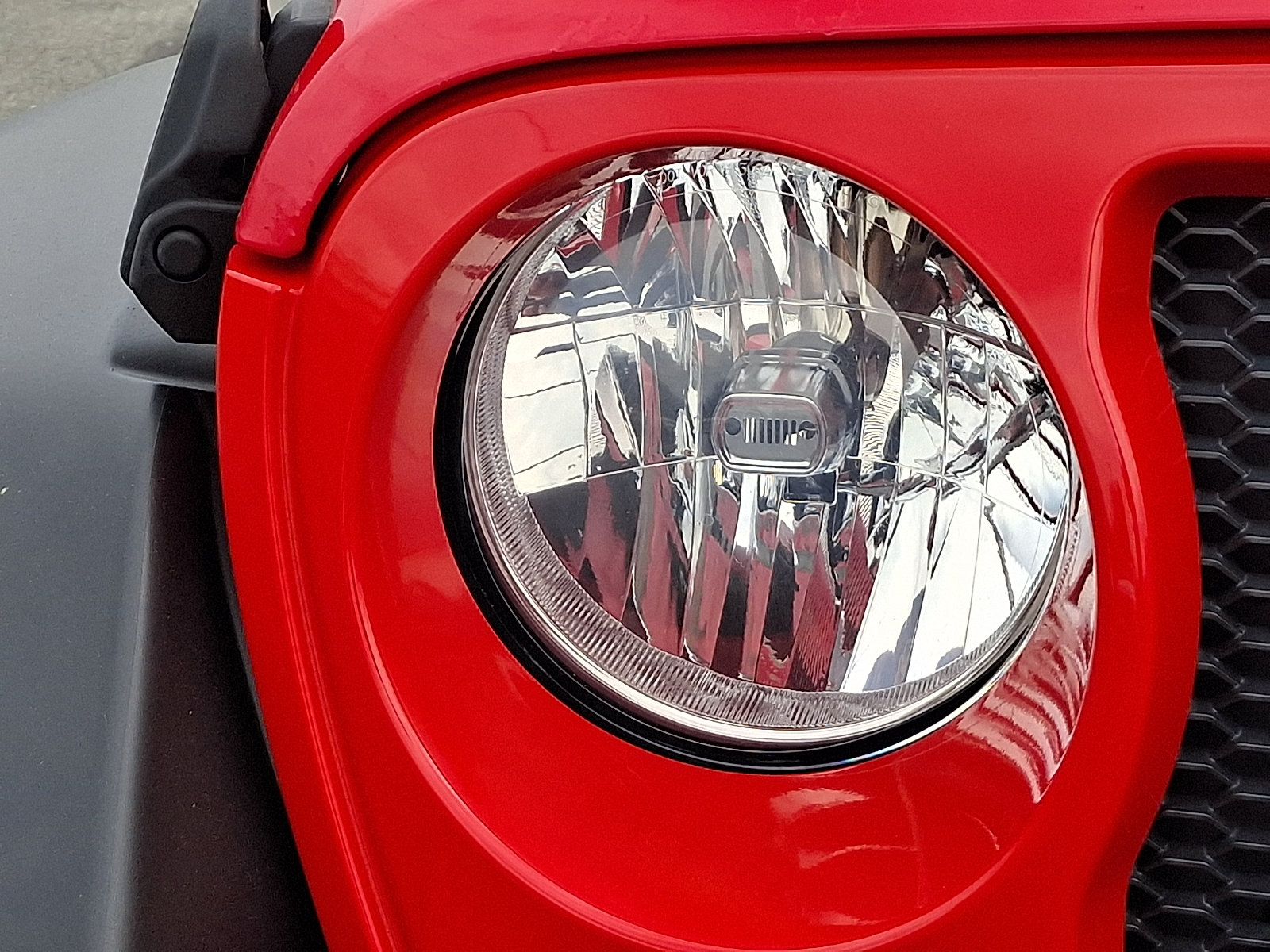 Used 2020 Jeep Wrangler Unlimited Sport AWD/4WD image 9