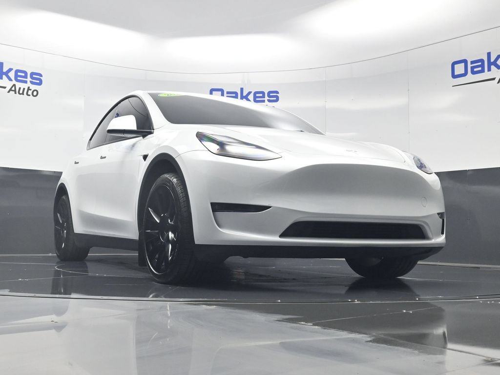 Used 2023 Tesla Model Y Long Range AWD/4WD image 36