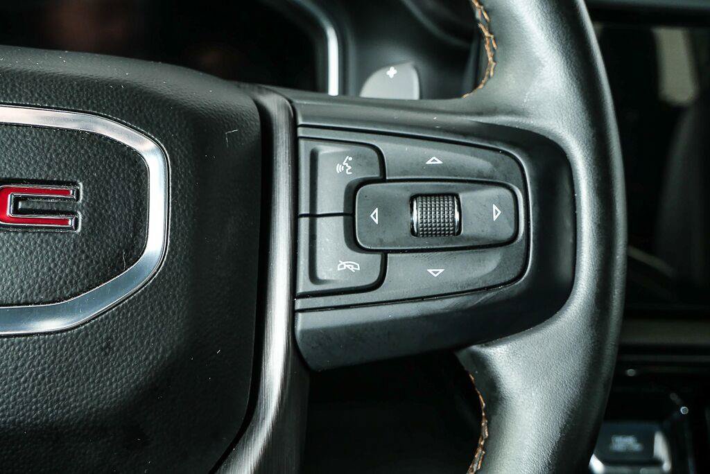Used 2024 GMC Sierra 1500 AT4 w/ Technology Package AWD/4WD image 13