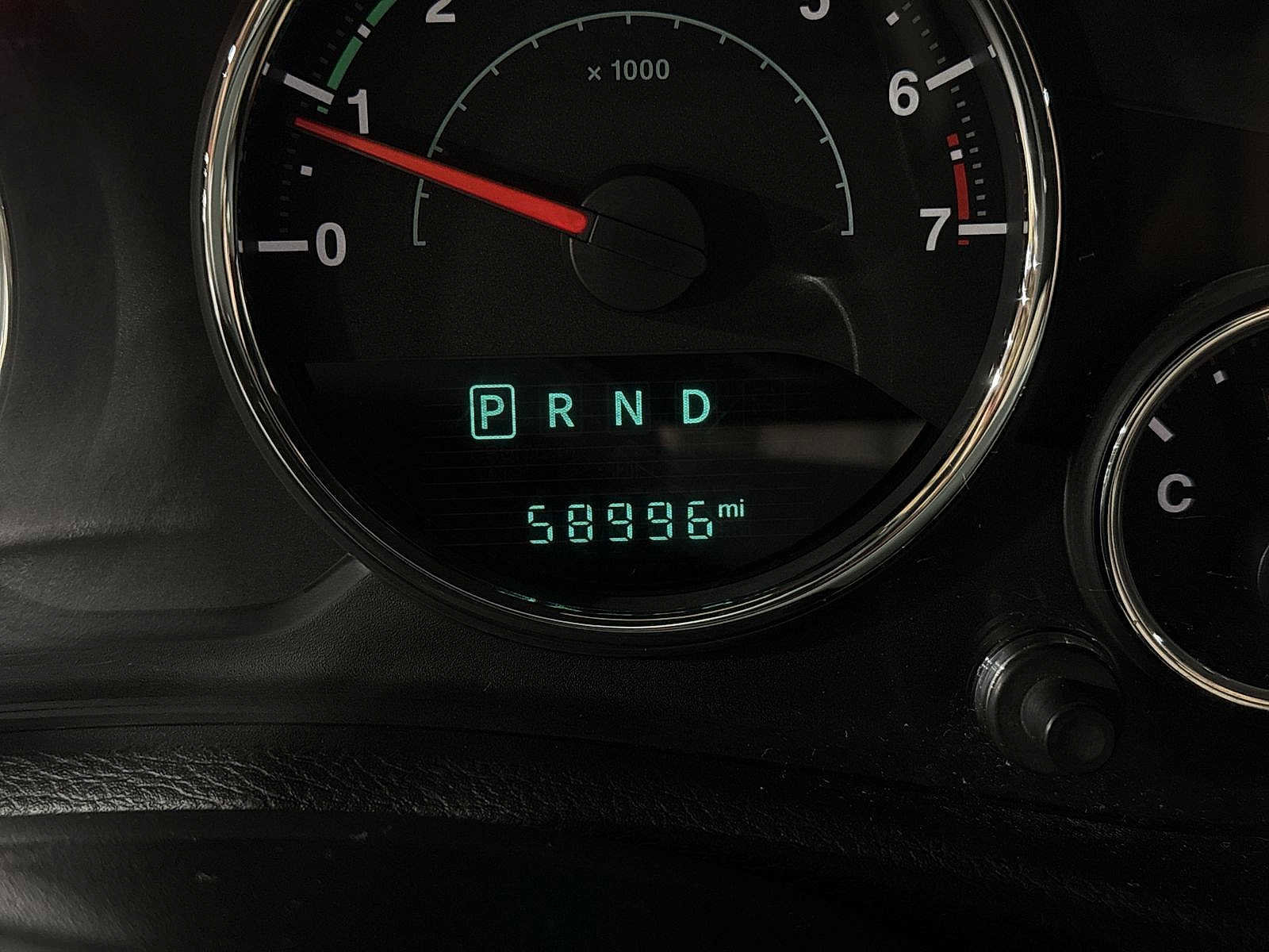 Used 2015 Jeep Wrangler Unlimited Sahara w/ Connectivity Group image 18