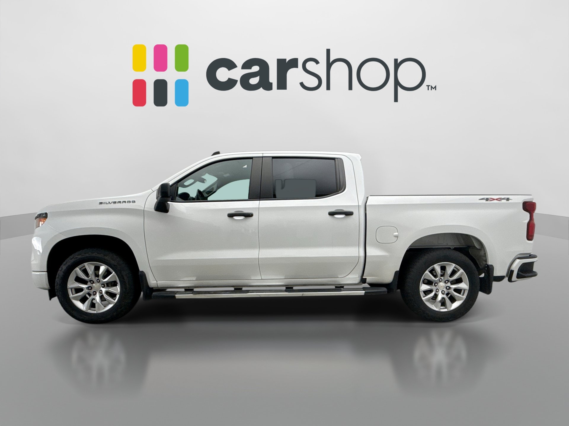 Used 2023 Chevrolet Silverado 1500 Custom AWD/4WD image 2