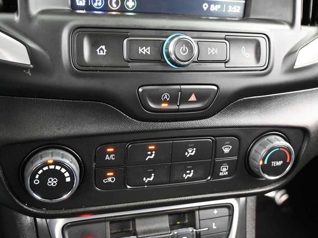 Used 2023 GMC Terrain SLE image 19