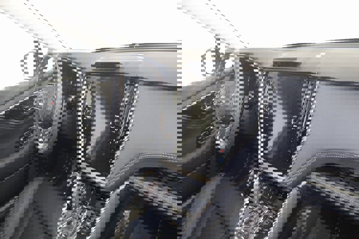 Used 2025 Subaru Outback Touring XT image 42