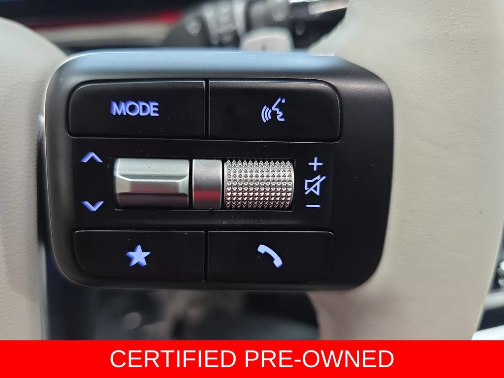 Certified 2026 Hyundai Santa Fe Limited AWD/4WD image 18