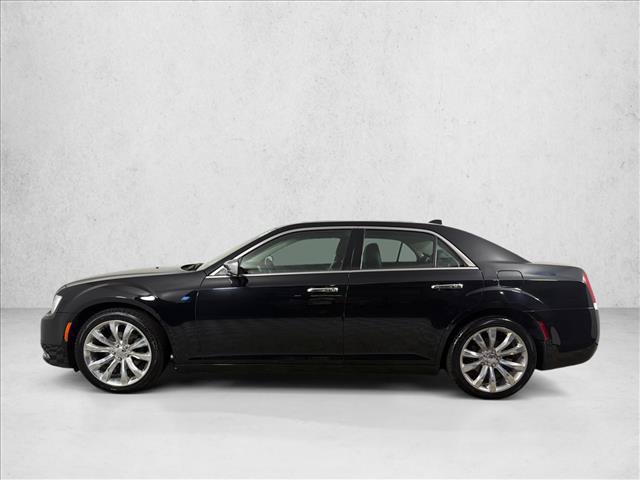 Used 2020 Chrysler 300 Limited RWD image 8