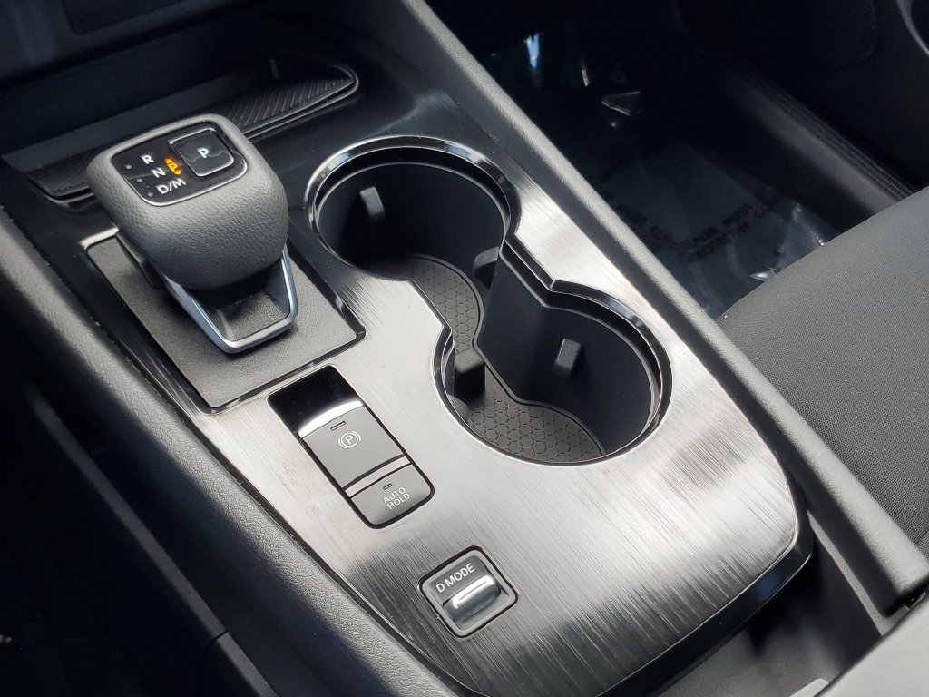 Certified 2025 Nissan Rogue S FWD image 24