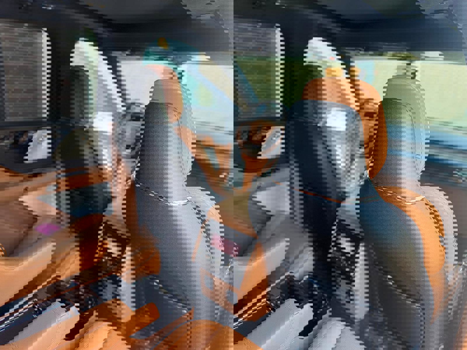 Used 2022 Lincoln Aviator Black Label w/ Dynamic Handling Package AWD/4WD image 37