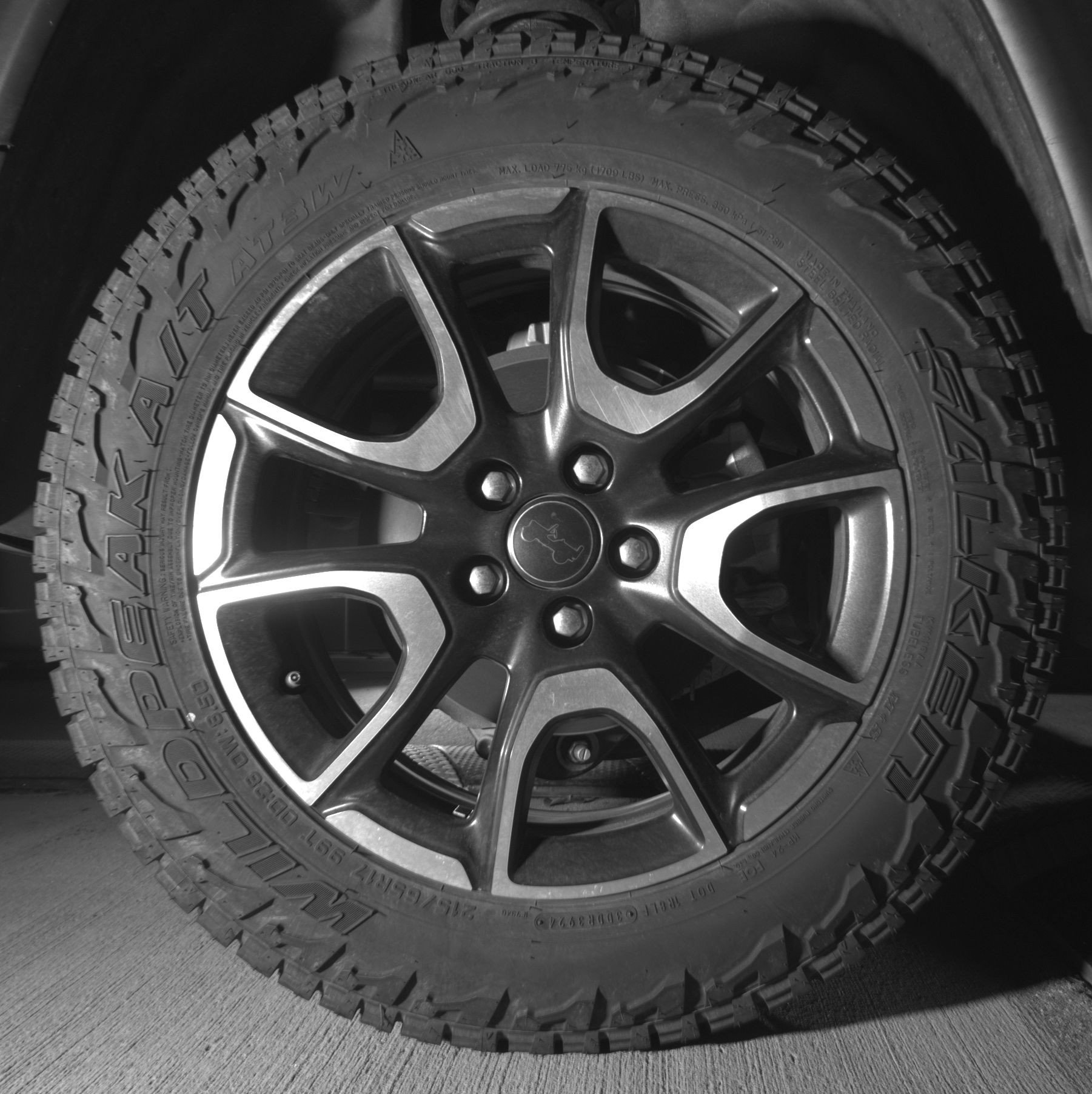 Used 2025 Jeep Compass Trailhawk image 15