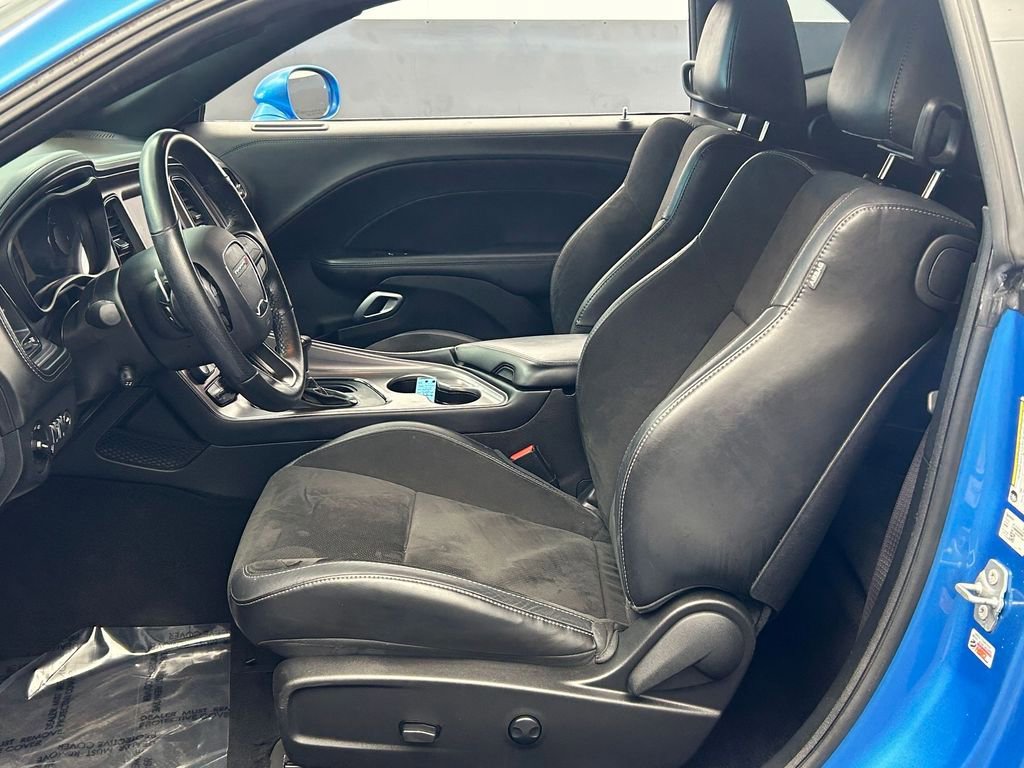 Used 2023 Dodge Challenger R/T w/ Plus Package image 14