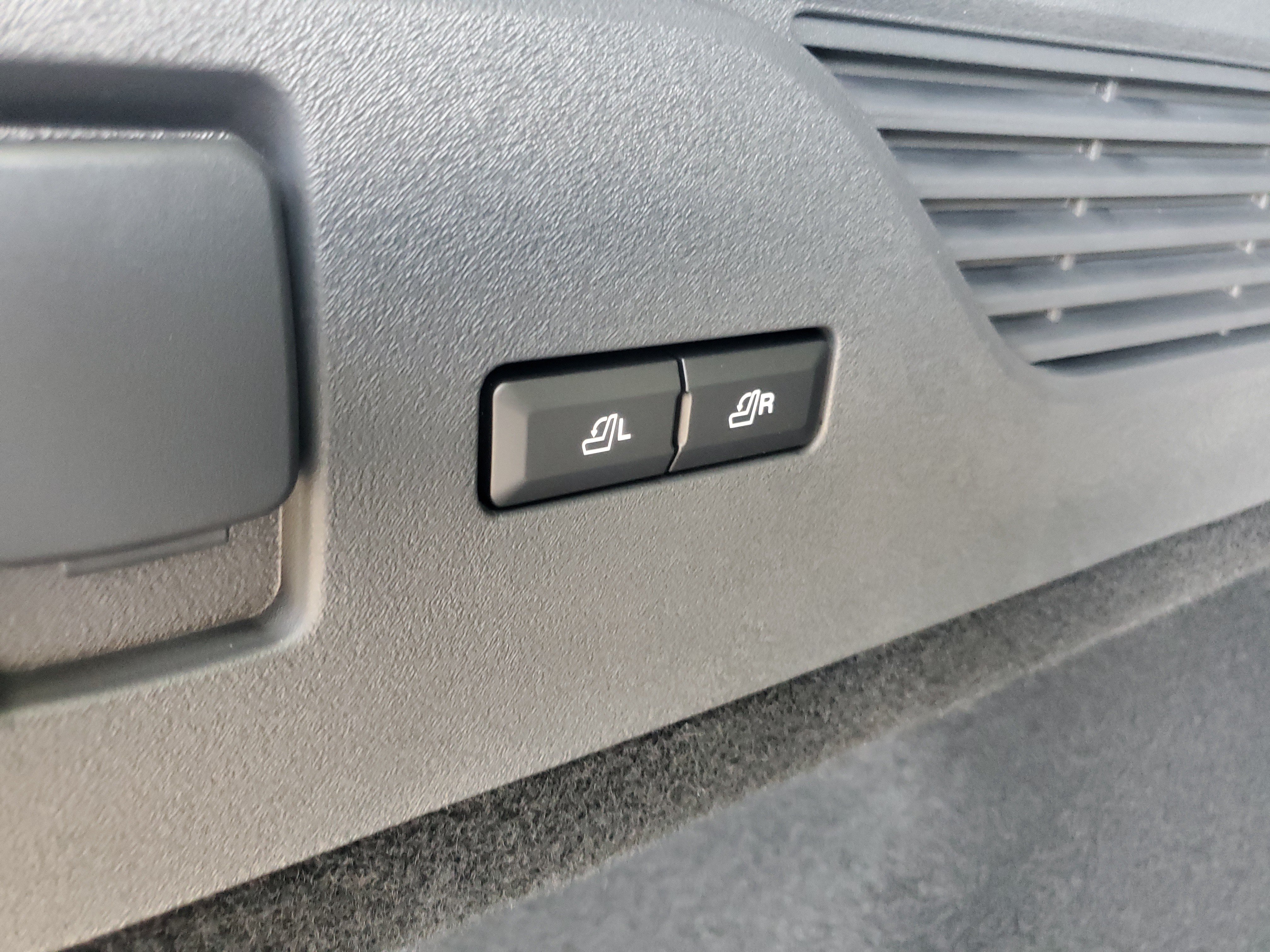 New 2026 Lincoln Nautilus Reserve AWD/4WD image 35