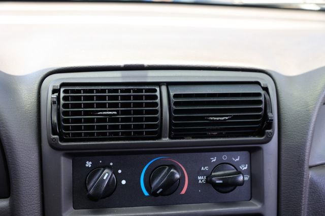 Used 2001 Ford Mustang GT image 31