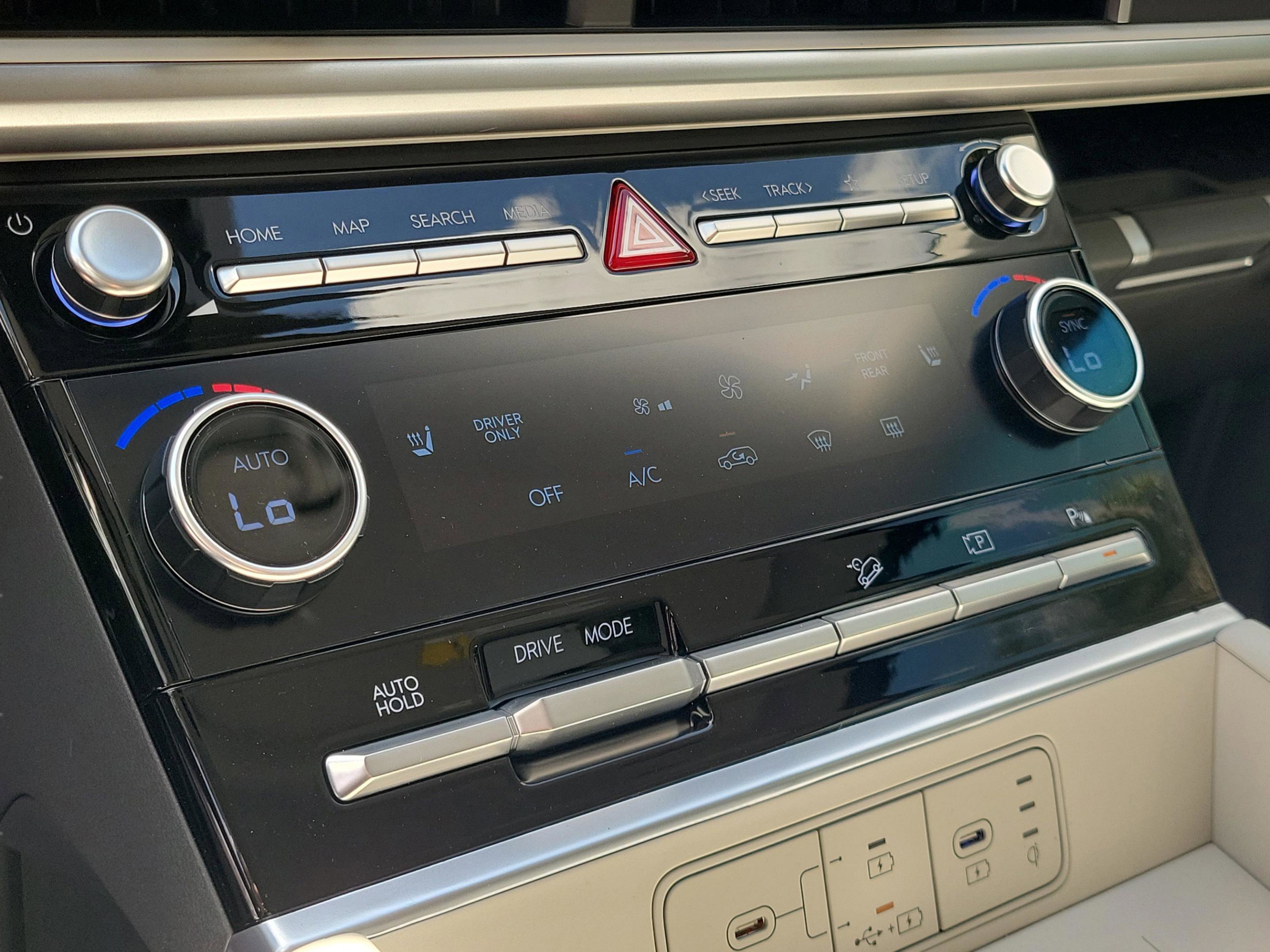 New 2026 Hyundai Santa Fe SEL image 25