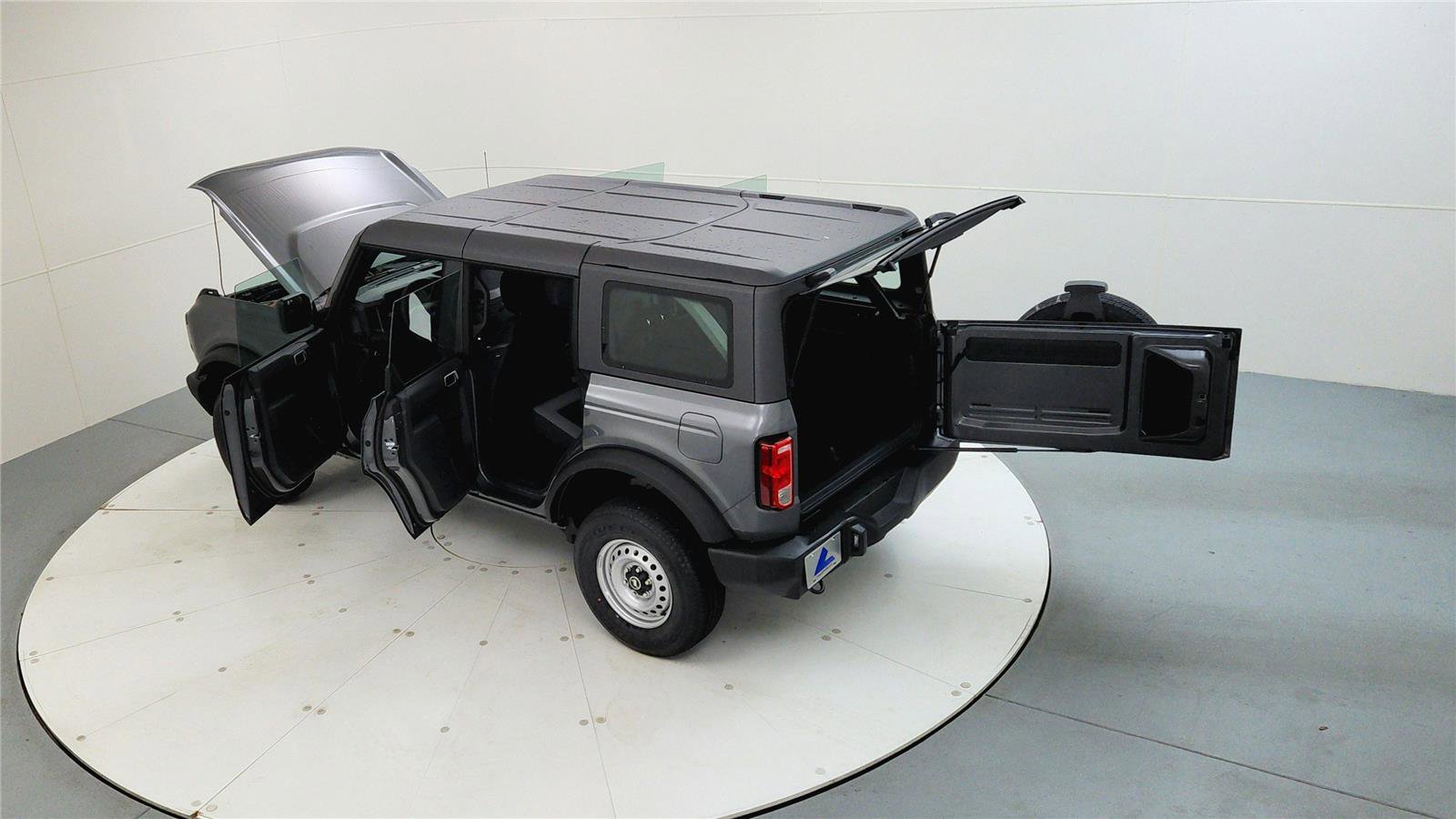 New 2025 Ford Bronco 4-Door image 20