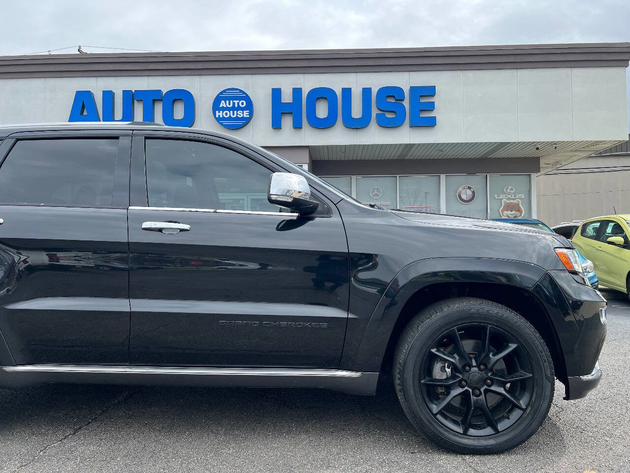 Used 2014 Jeep Grand Cherokee Summit image 40