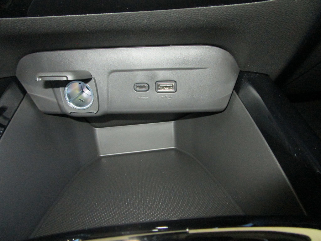 Used 2025 Chevrolet Trax ACTIV FWD image 33