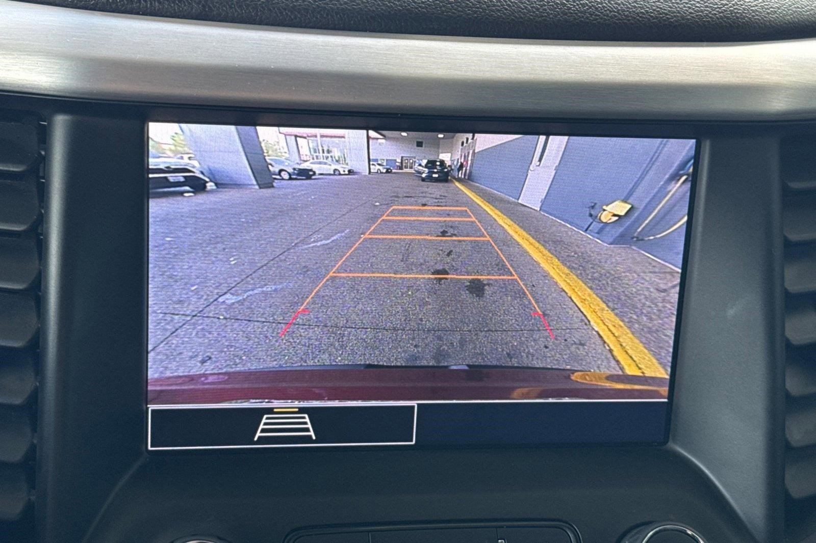 Used 2022 GMC Acadia SLE w/ Driver Convenience Package image 18