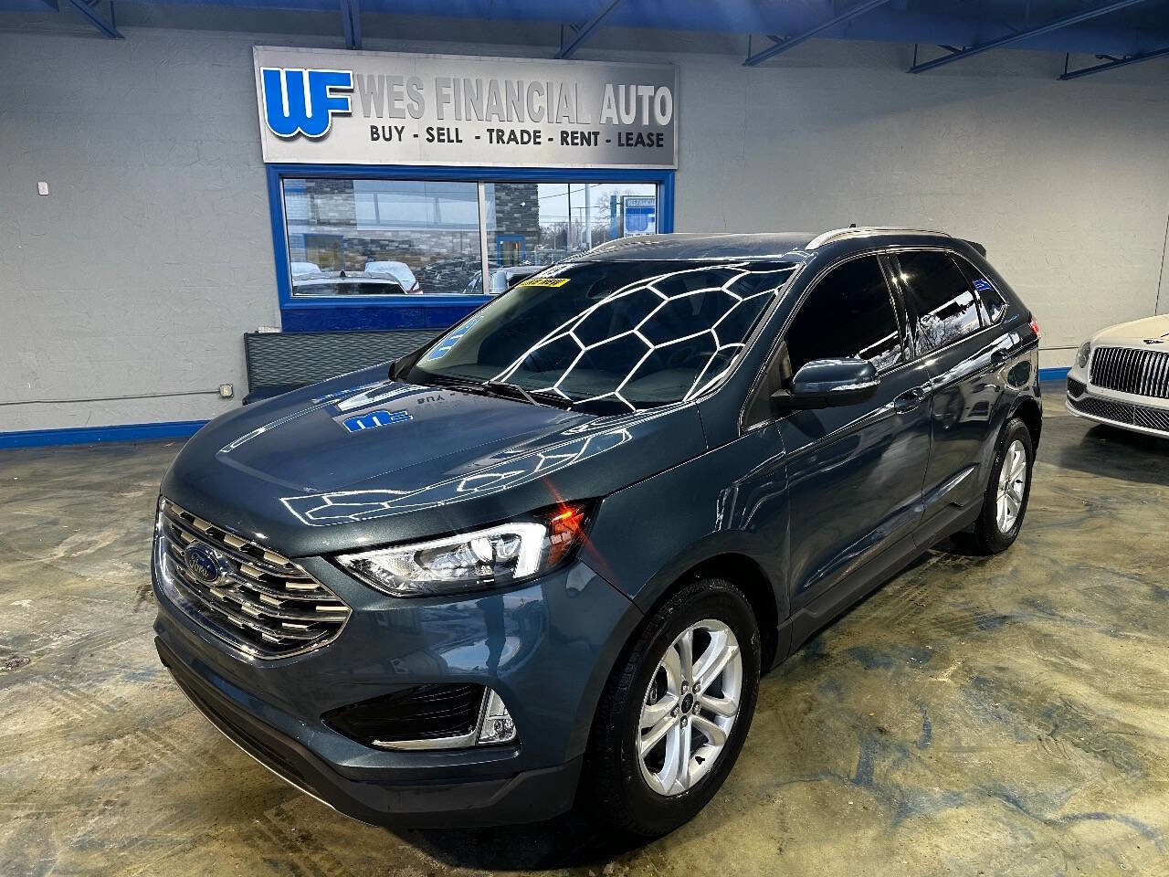 Used 2019 Ford Edge SEL w/ Equipment Group 201A image 5