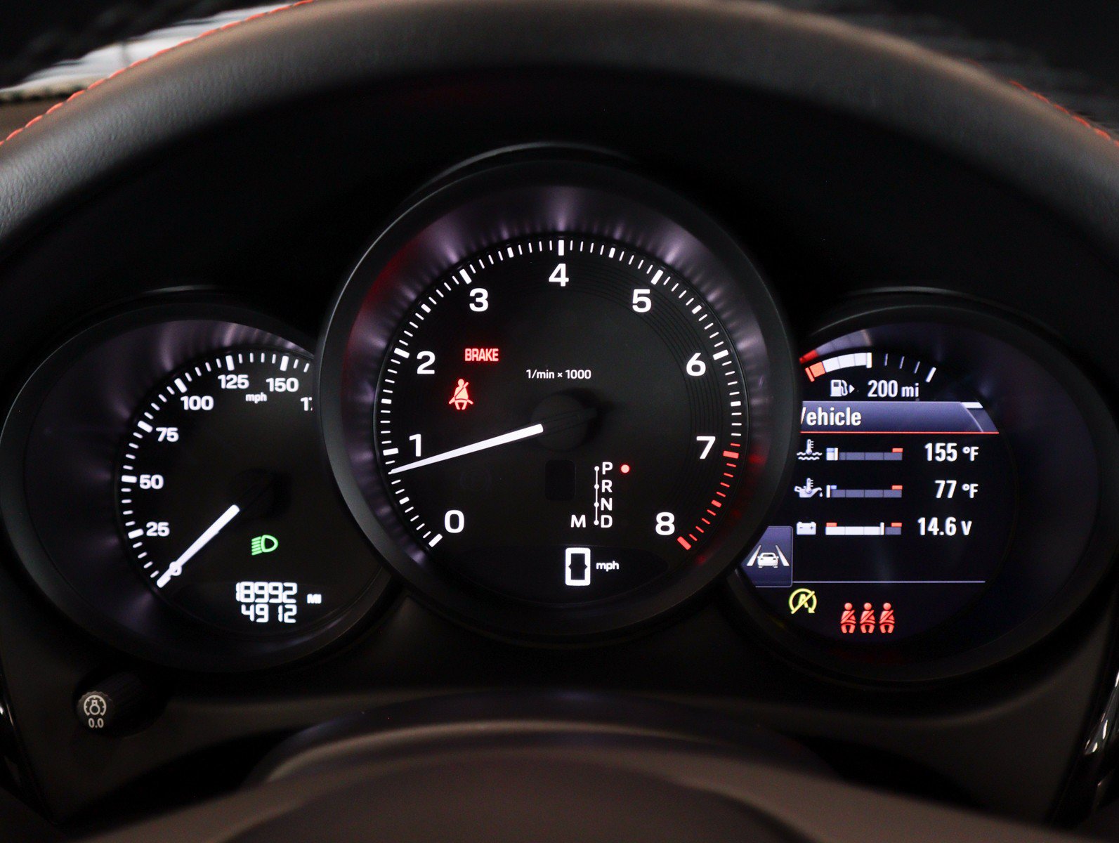 Certified 2024 Porsche Macan AWD/4WD image 17