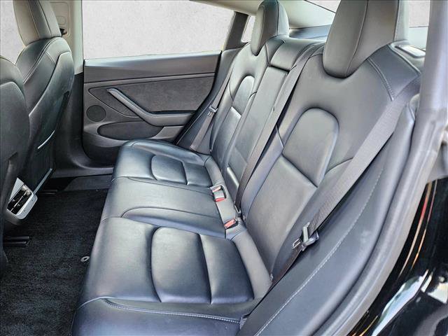 Used 2022 Tesla Model 3 Long Range AWD/4WD image 17