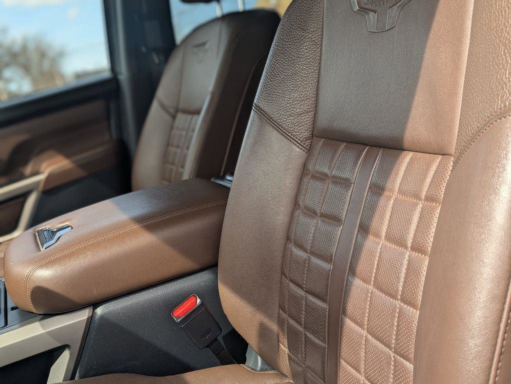 Used 2023 Nissan Titan Platinum Reserve w/ Moonroof Package image 25