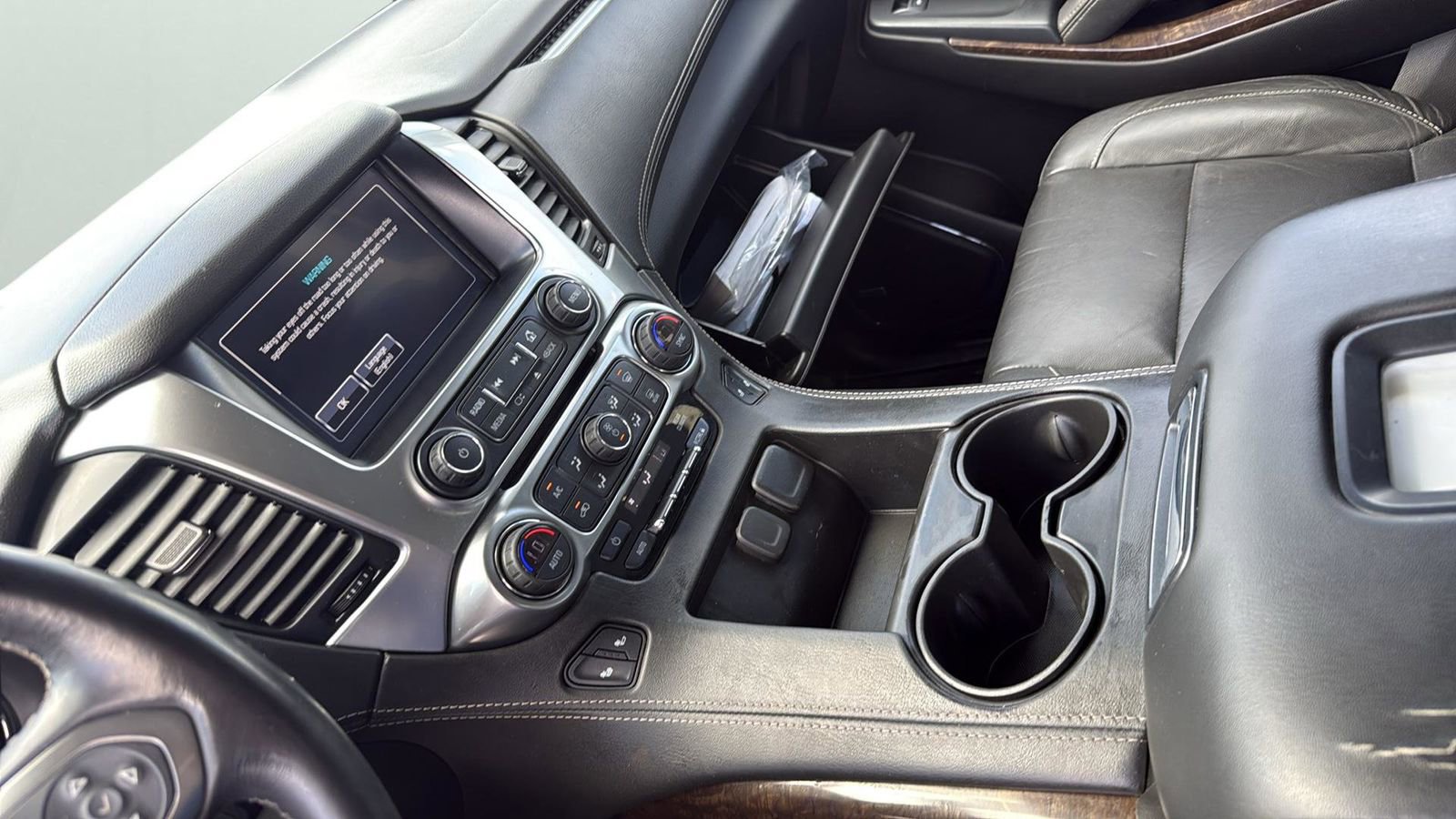 Used 2020 Chevrolet Tahoe LT AWD/4WD image 19