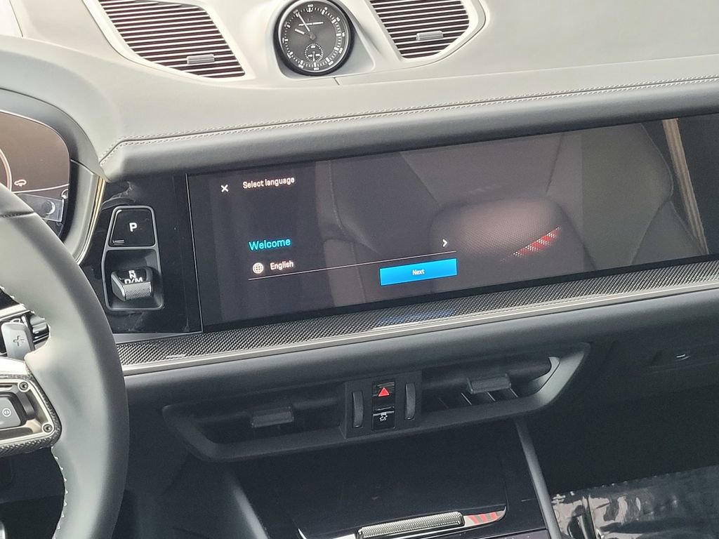 New 2025 Porsche Cayenne Turbo image 17