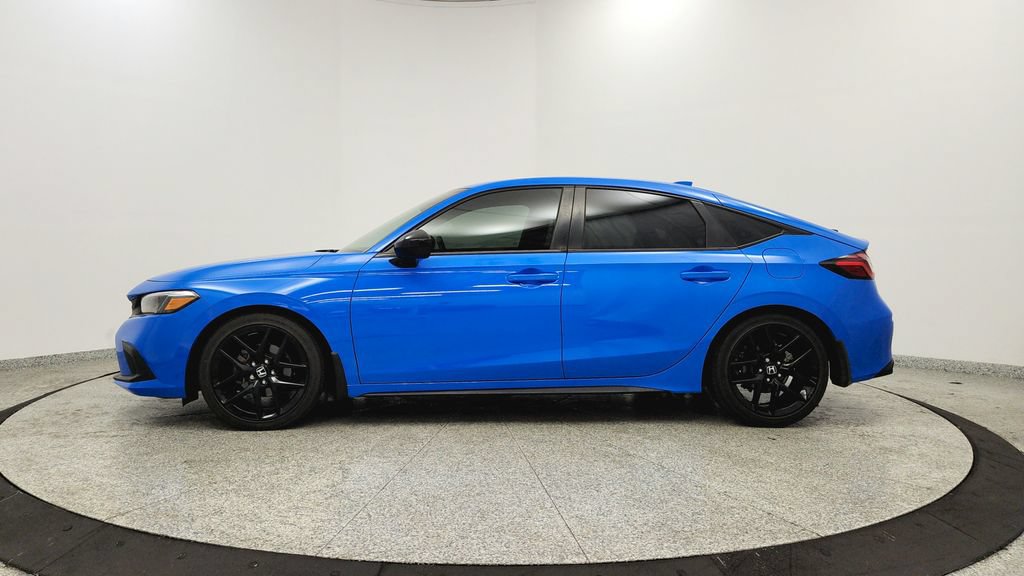 Used 2022 Honda Civic Sport image 2