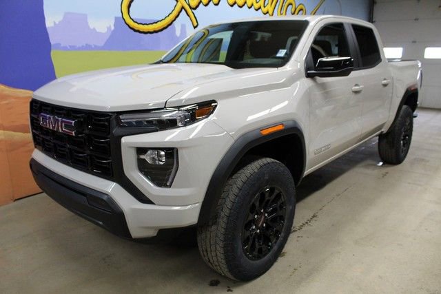 New 2026 GMC Canyon Elevation image 8