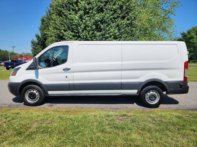 Used 2017 Ford Transit 250 148 Low Roof RWD image 1