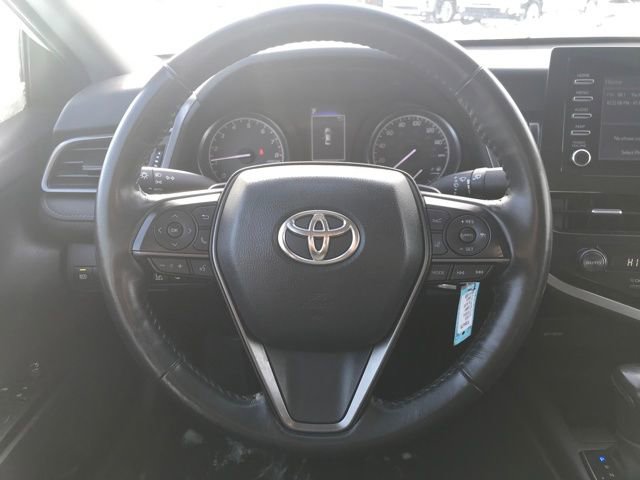 Used 2023 Toyota Camry SE FWD image 7
