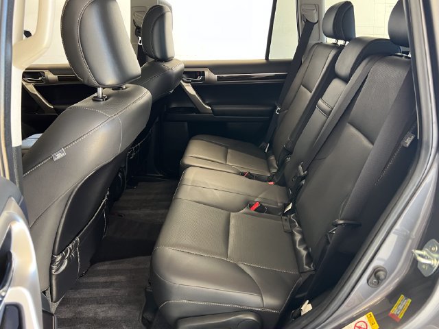 Used 2018 Lexus GX 460 w/ Navigation Package AWD/4WD image 31