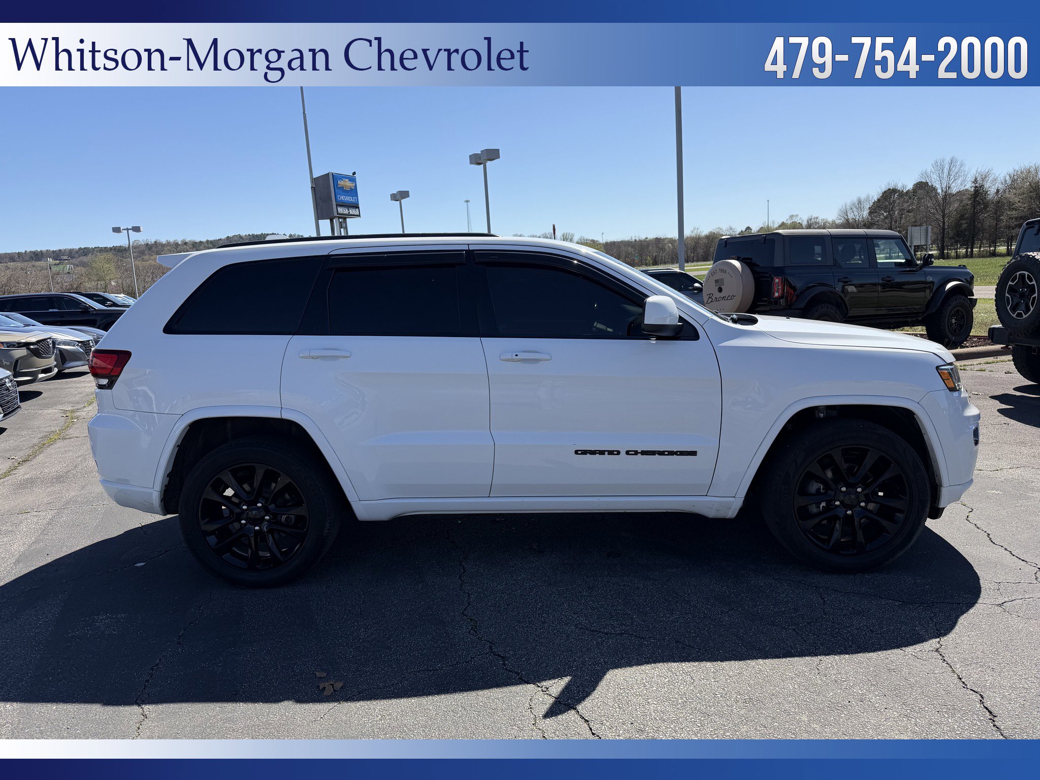 Used 2020 Jeep Grand Cherokee Altitude RWD image 4