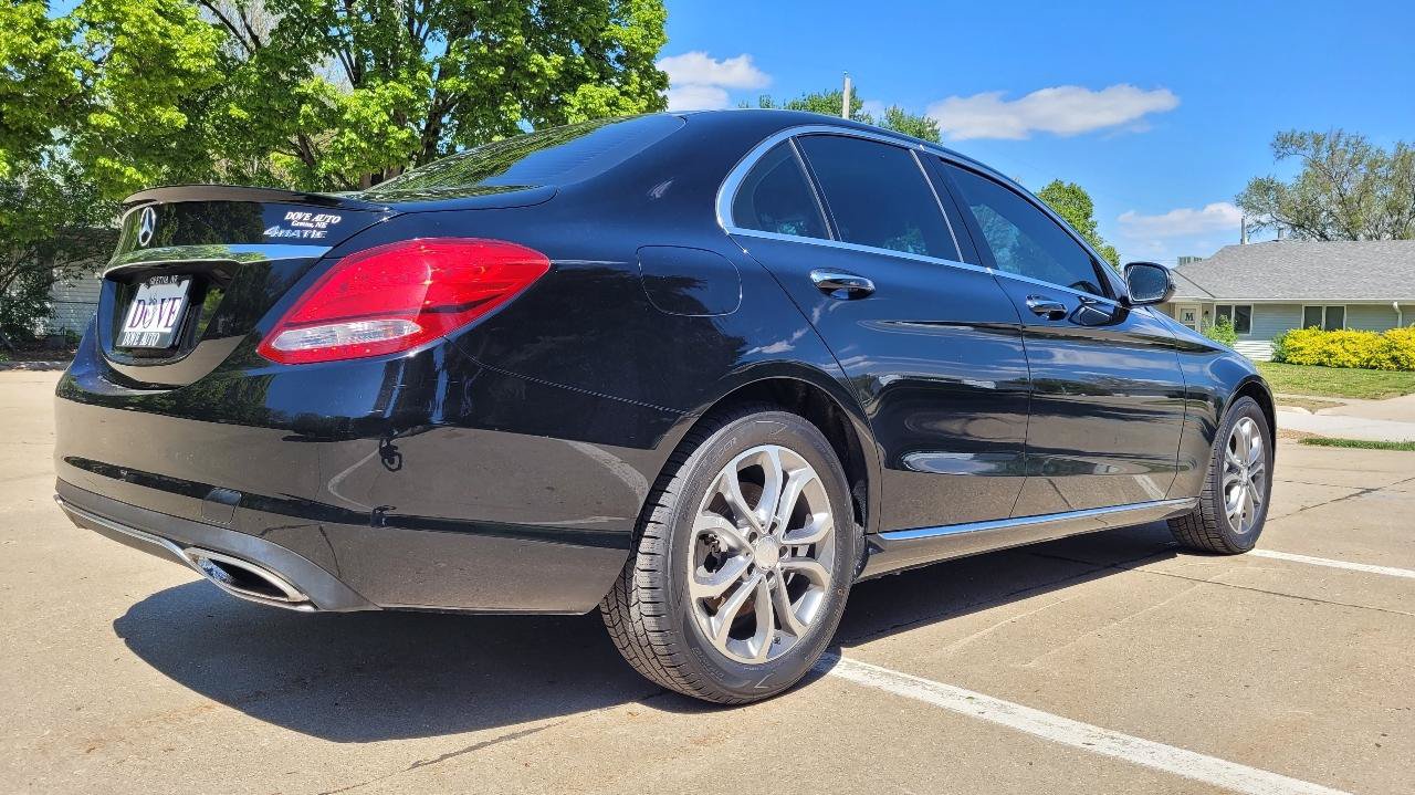 Used 2016 Mercedes-Benz C 300 4MATIC Sedan image 7