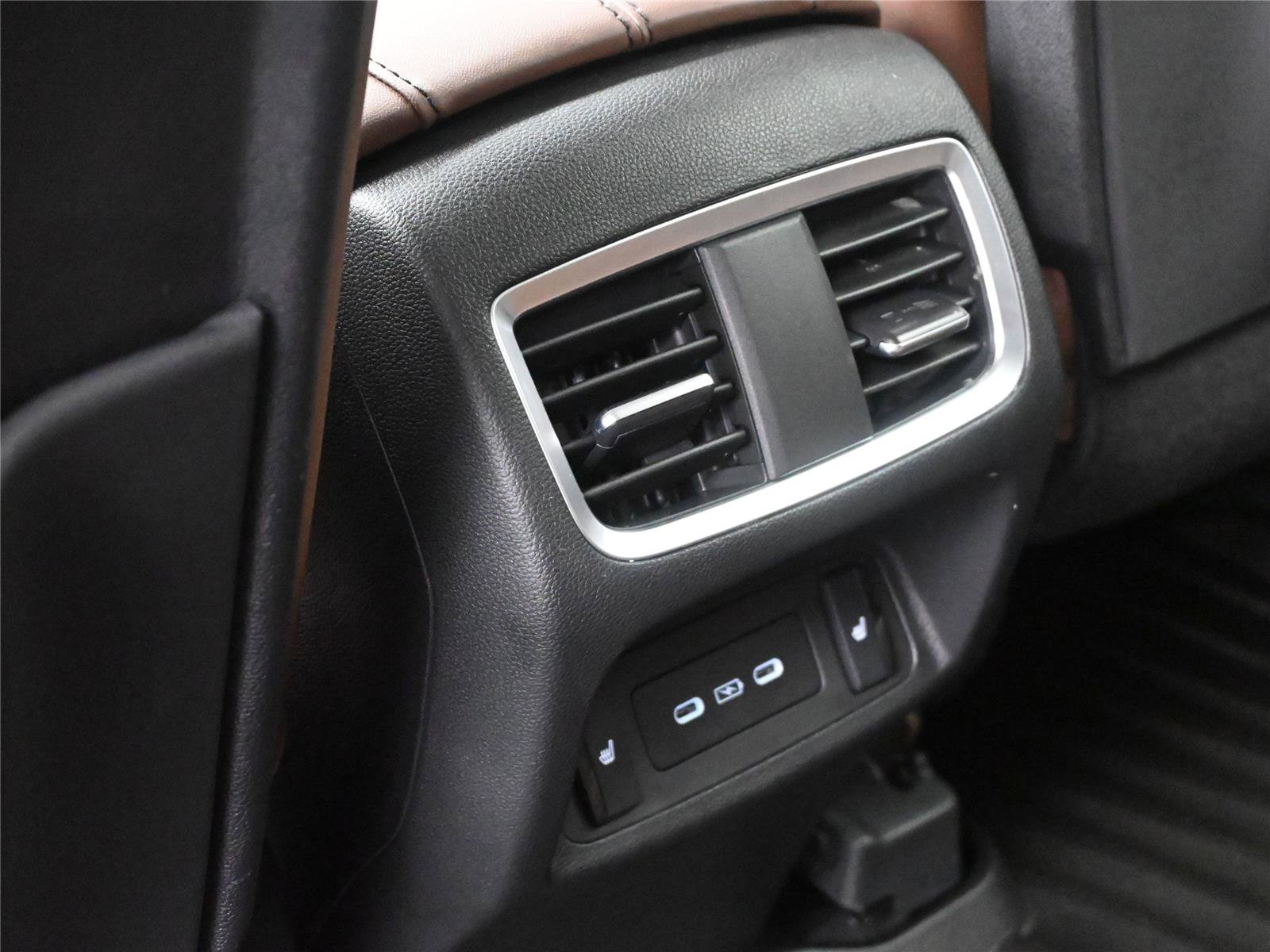 Certified 2026 Acura RDX SH-AWD w/ Advance Package image 16