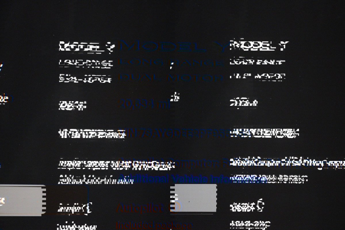 Used 2023 Tesla Model Y Long Range image 32